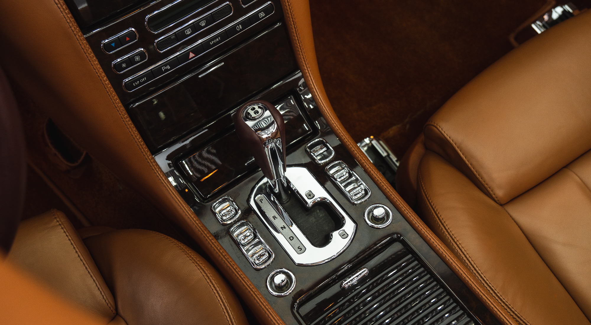 2009 BENTLEY AZURE, 10/17