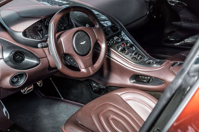 Aston Martin One-77, 13/16