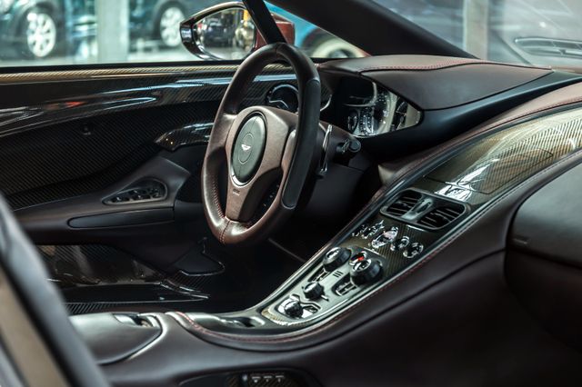 Aston Martin One-77, 14/16