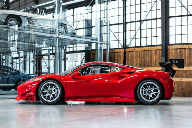 Ferrari 488 GTB Challenge, 5/15