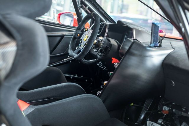Ferrari 488 GTB Challenge, 11/15