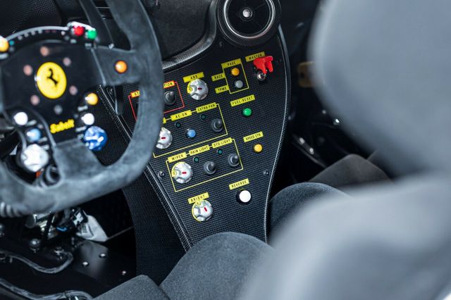 Ferrari 488 GTB Challenge, 14/15