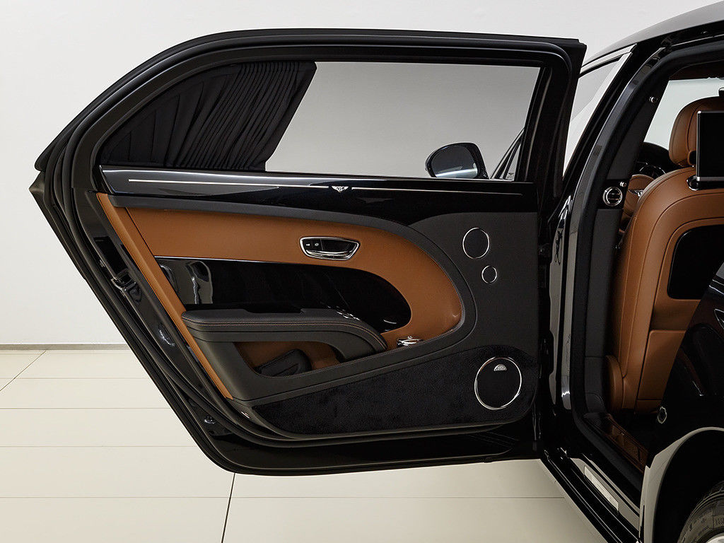 2018 Bentley Mulsanne Extended Wheelbase, 15/20