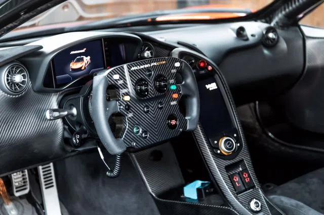 McLaren P1 GTR Street Version Lanzante interior, dashboard, Carbon Black Leather & Alcantara