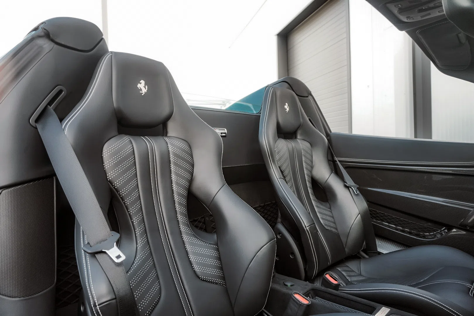2015 Ferrari 458 Speciale Aperta interior, seats