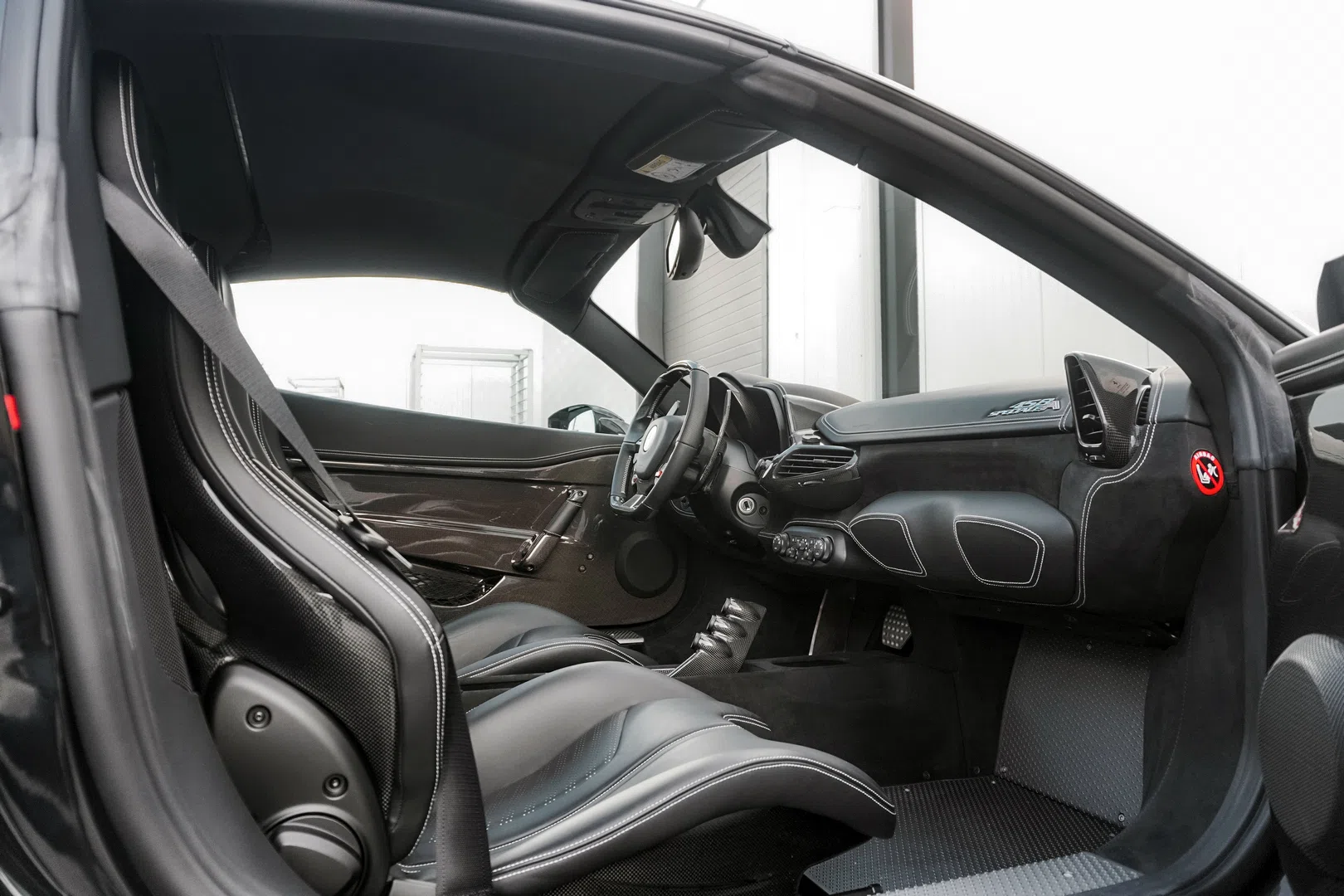 2015 Ferrari 458 Speciale Aperta interior