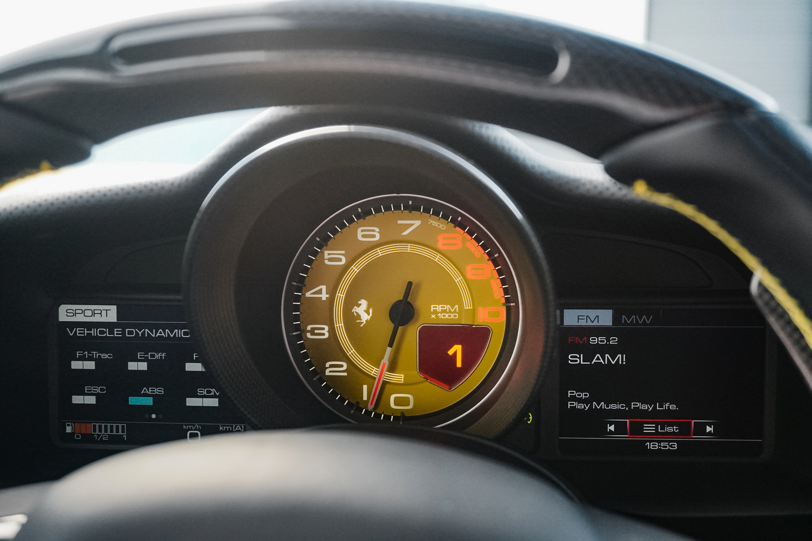 2020 Ferrari 488 Pista, 10/20
