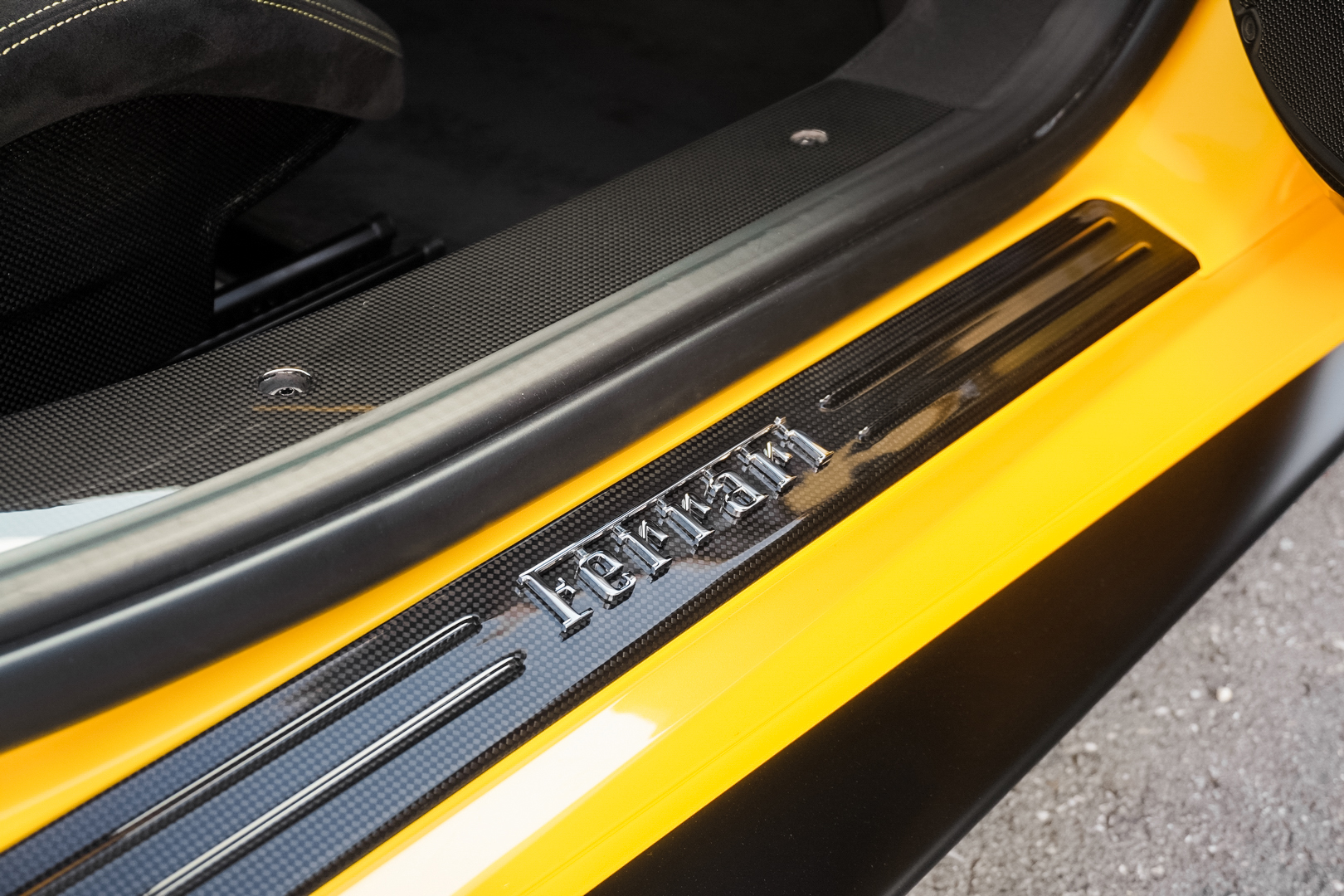 2020 Ferrari 488 Pista, 20/20