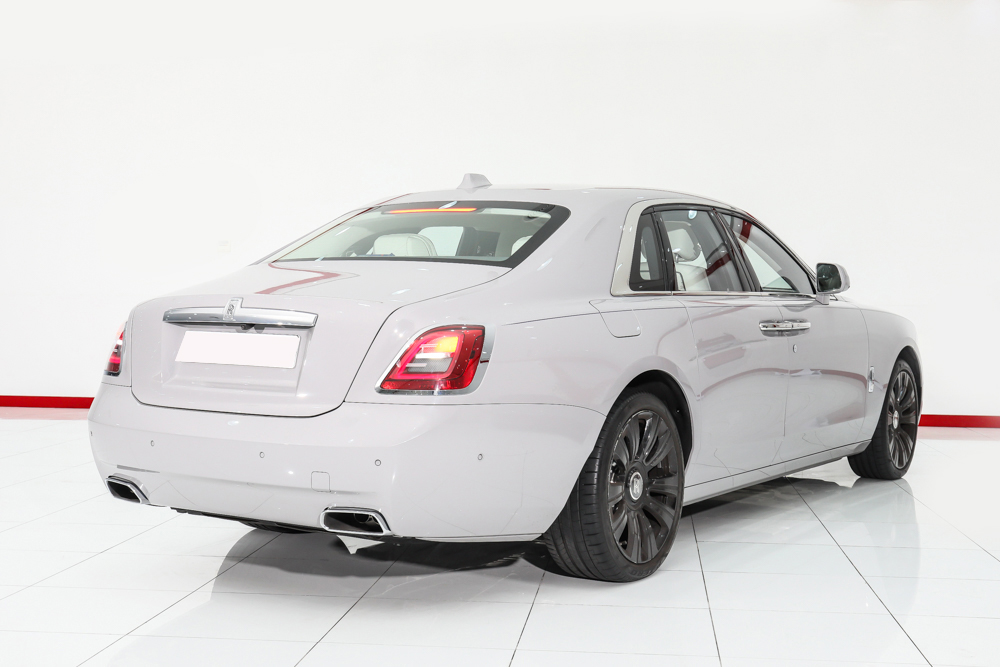 2021 ROLLS-ROYCE GHOST, 13/14