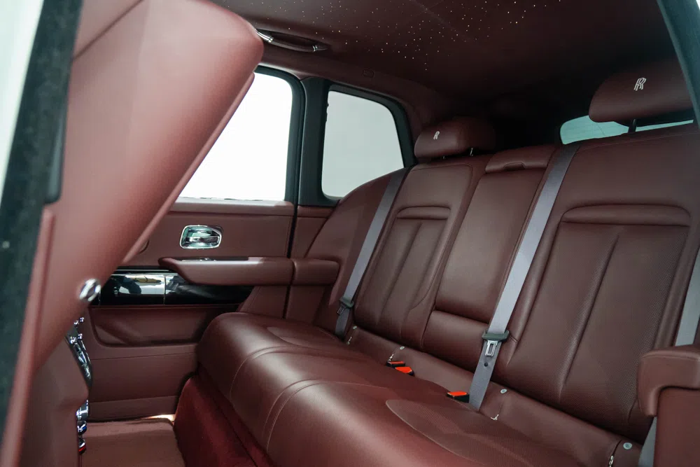 2020 Rolls Royce Cullinan interior, seats, Brown, Full leather