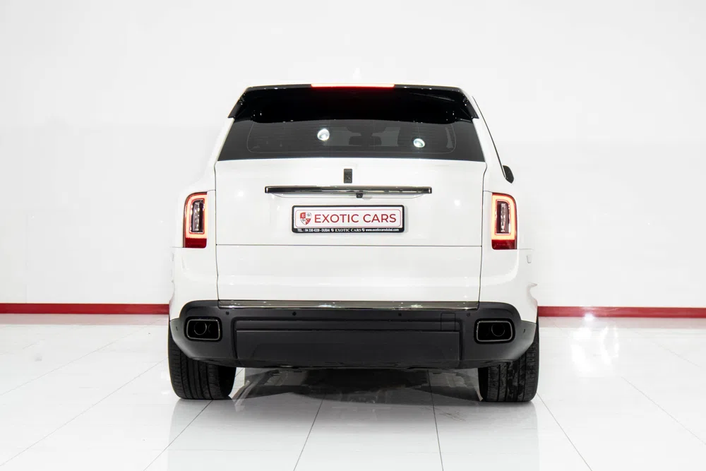 2020 Rolls Royce Cullinan, rear three-quarter view, White