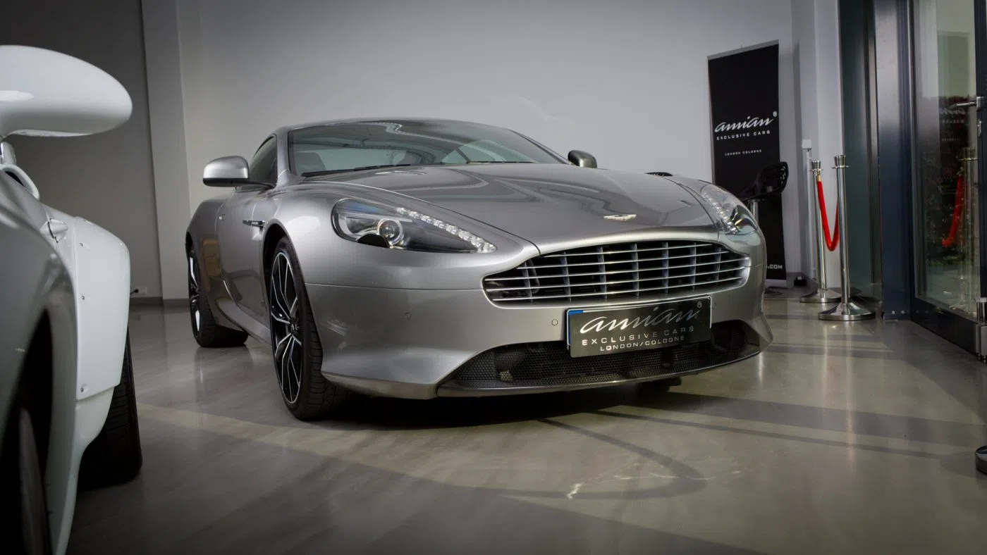 2015 ASTON MARTIN DB9 GT JAMES BOND 007 EDITION