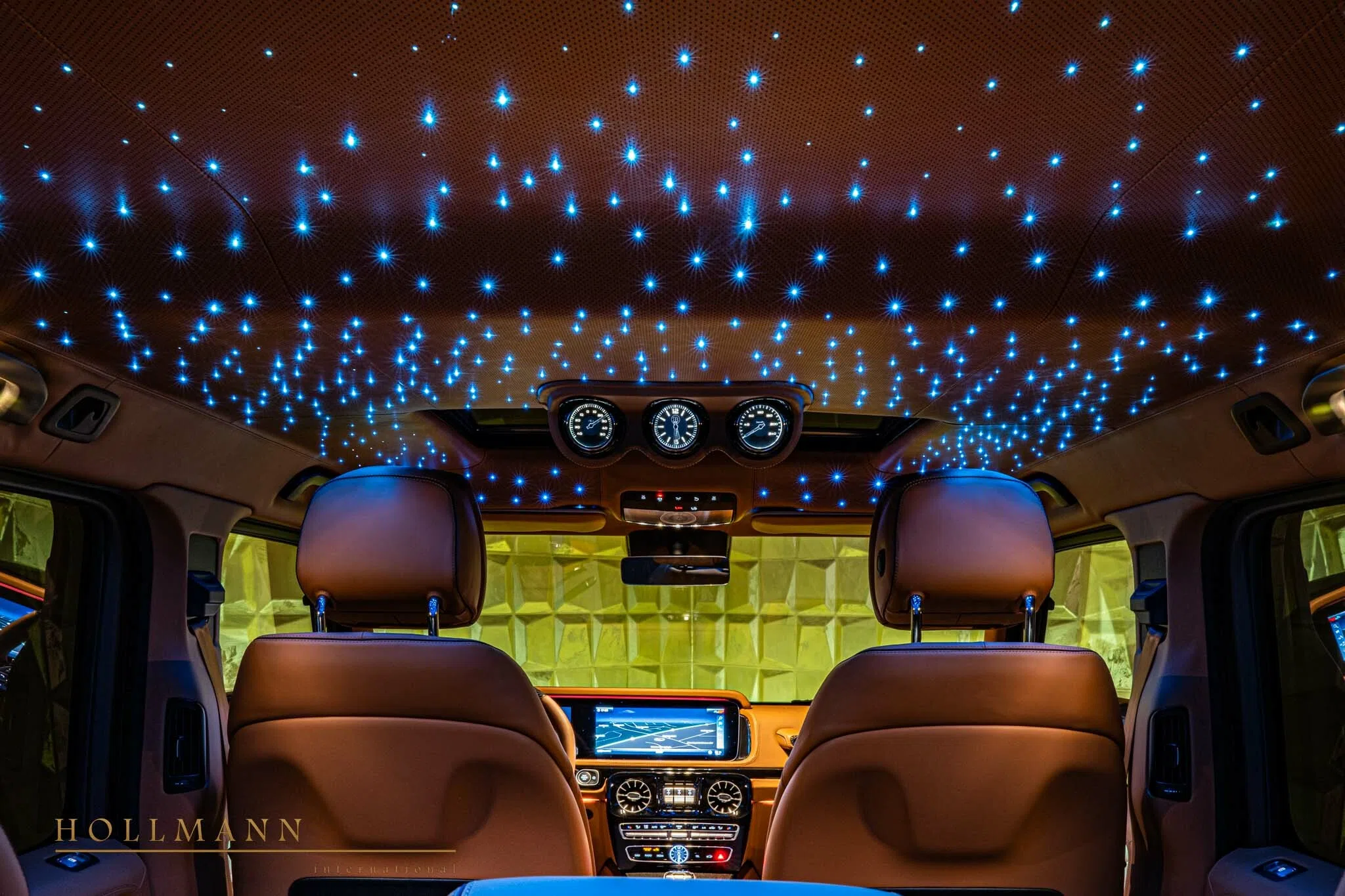 2022 BRABUS G 800 interior, seats