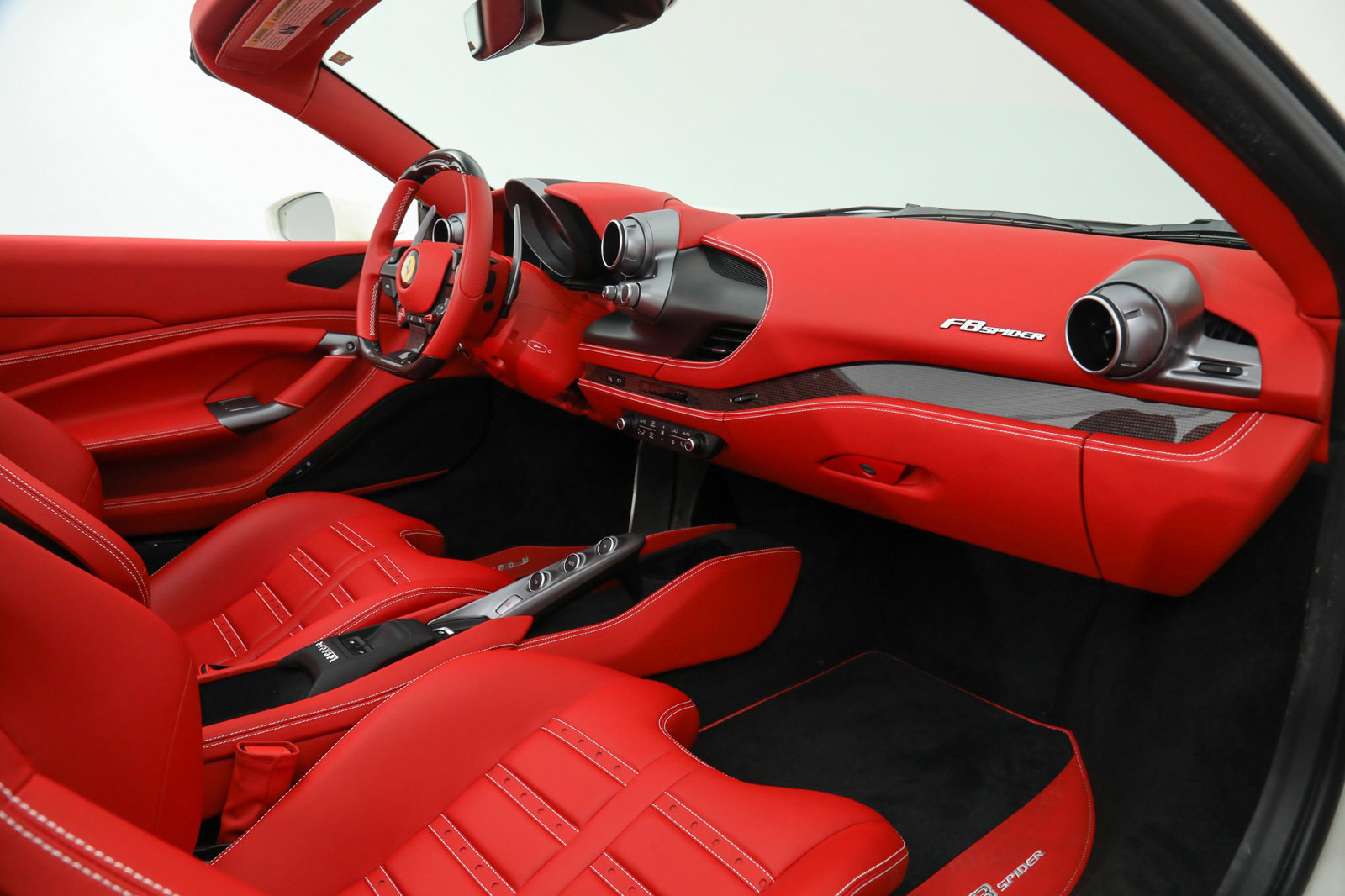 2021 Ferrari F8 Spider, 7/19