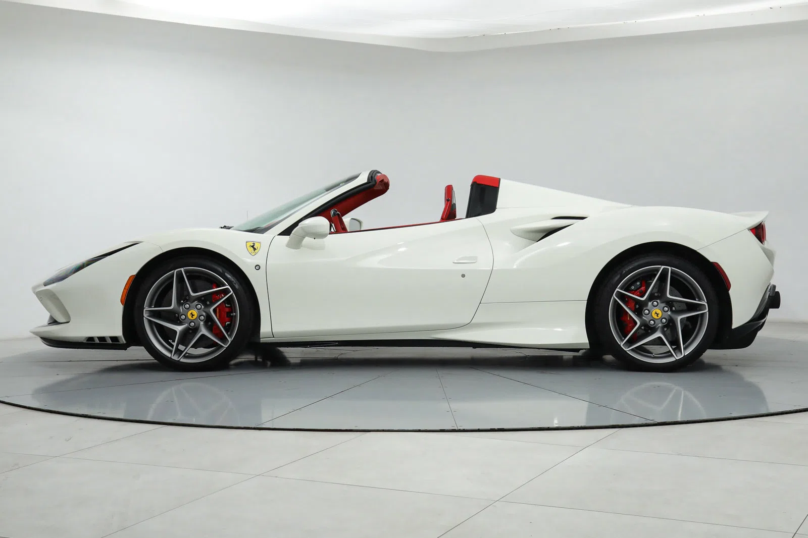2021 Ferrari F8 Spider for sale, exterior