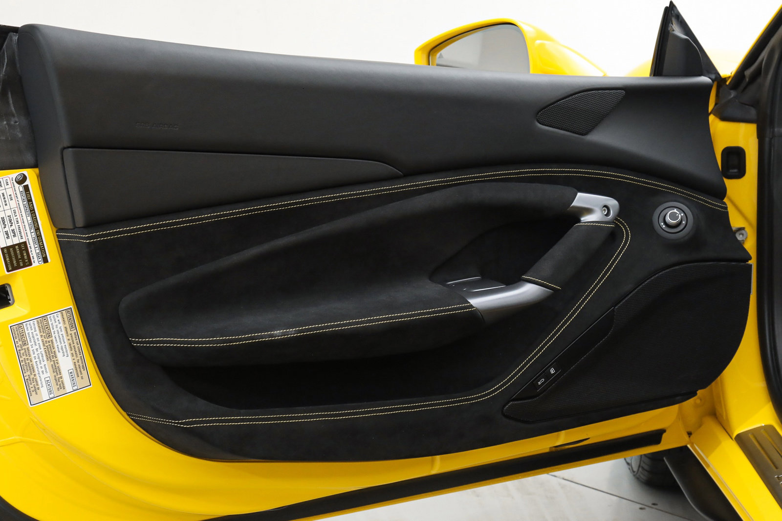 2021 Ferrari F8 Spider, 8/20