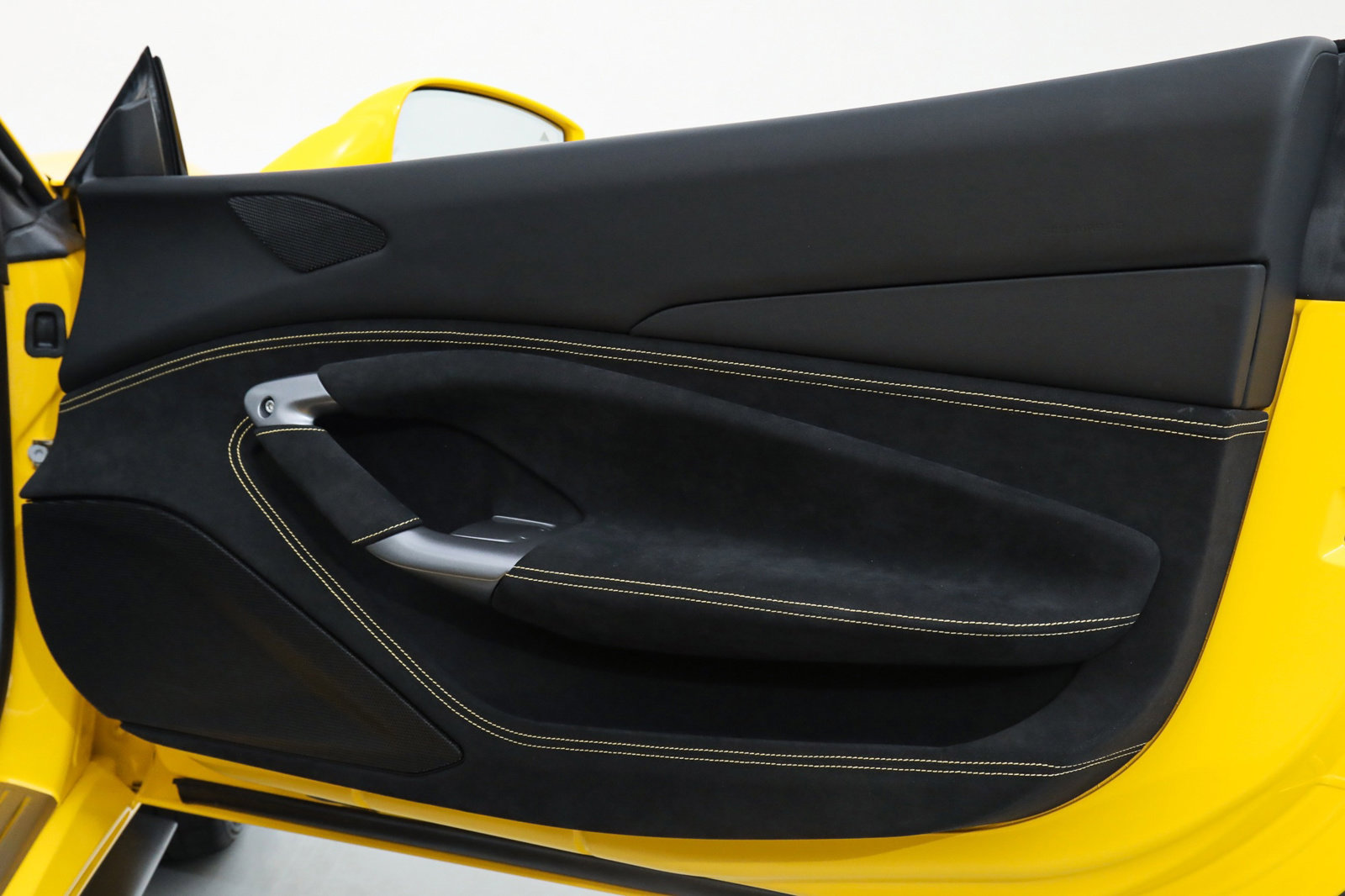 2021 Ferrari F8 Spider, 12/20