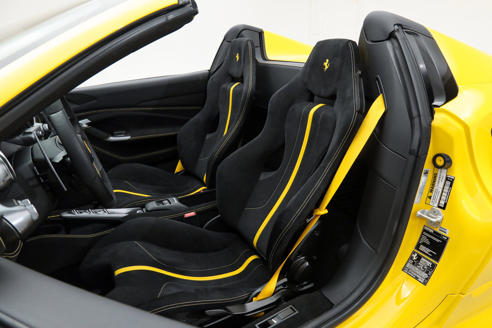 2021 Ferrari F8 Spider, 18/20