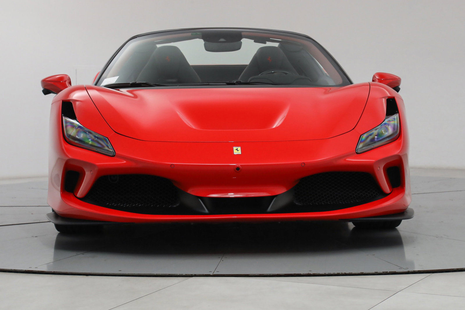 2021 Ferrari F8 Spider, 2/17