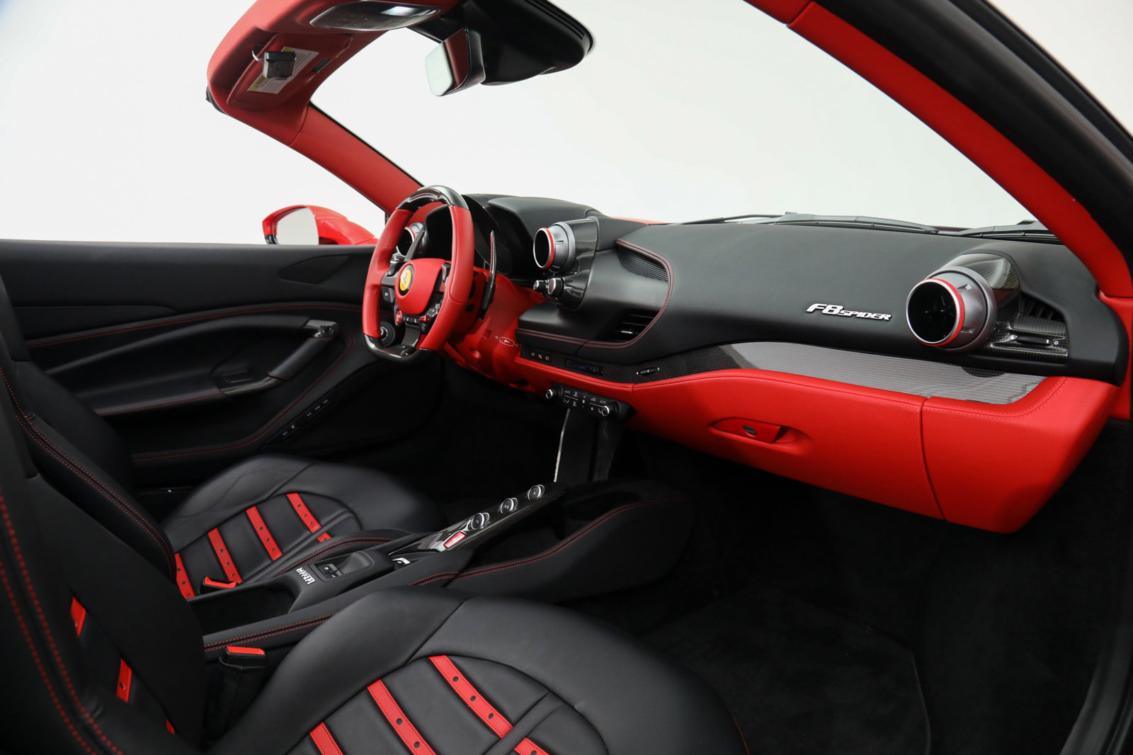 2021 Ferrari F8 Spider, 9/17