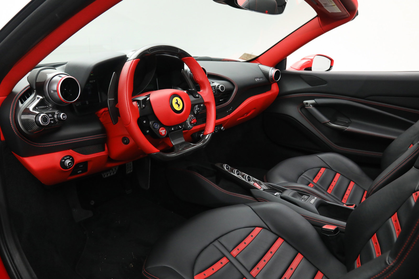 2021 Ferrari F8 Spider, 14/17