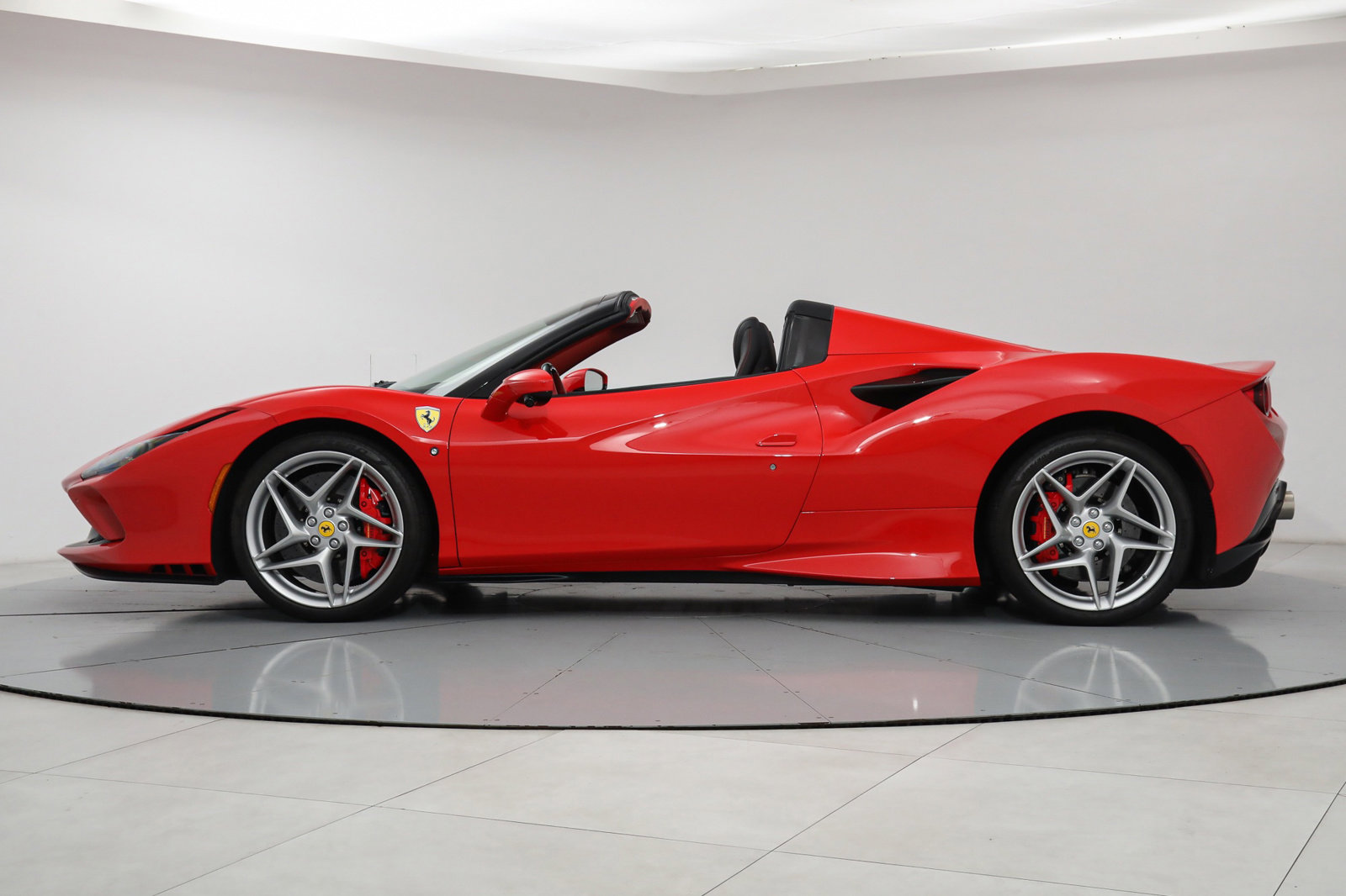 2021 Ferrari F8 Spider, 15/17