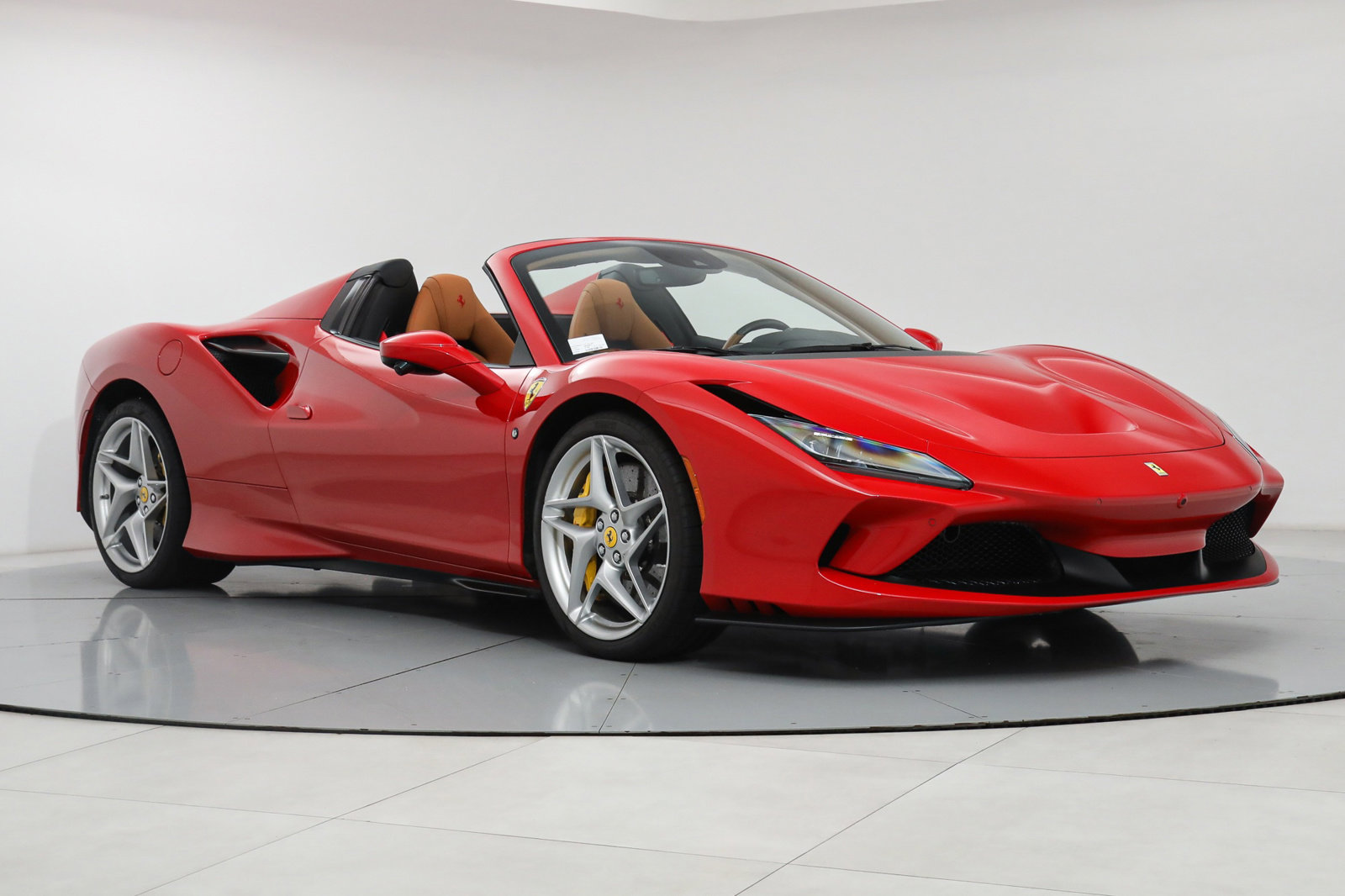 2022 Ferrari F8 Spider, 8/17