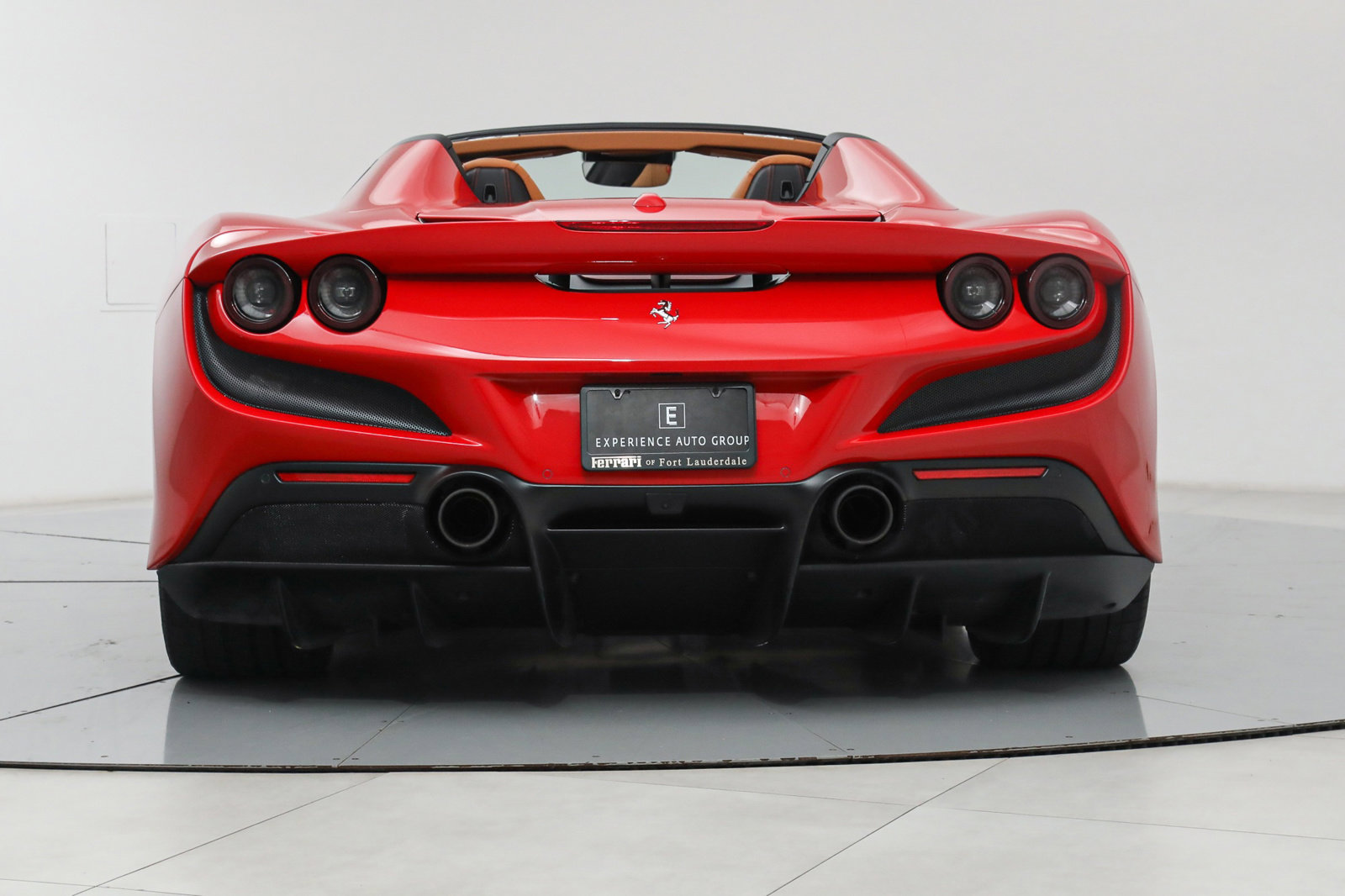 2022 Ferrari F8 Spider, 11/17