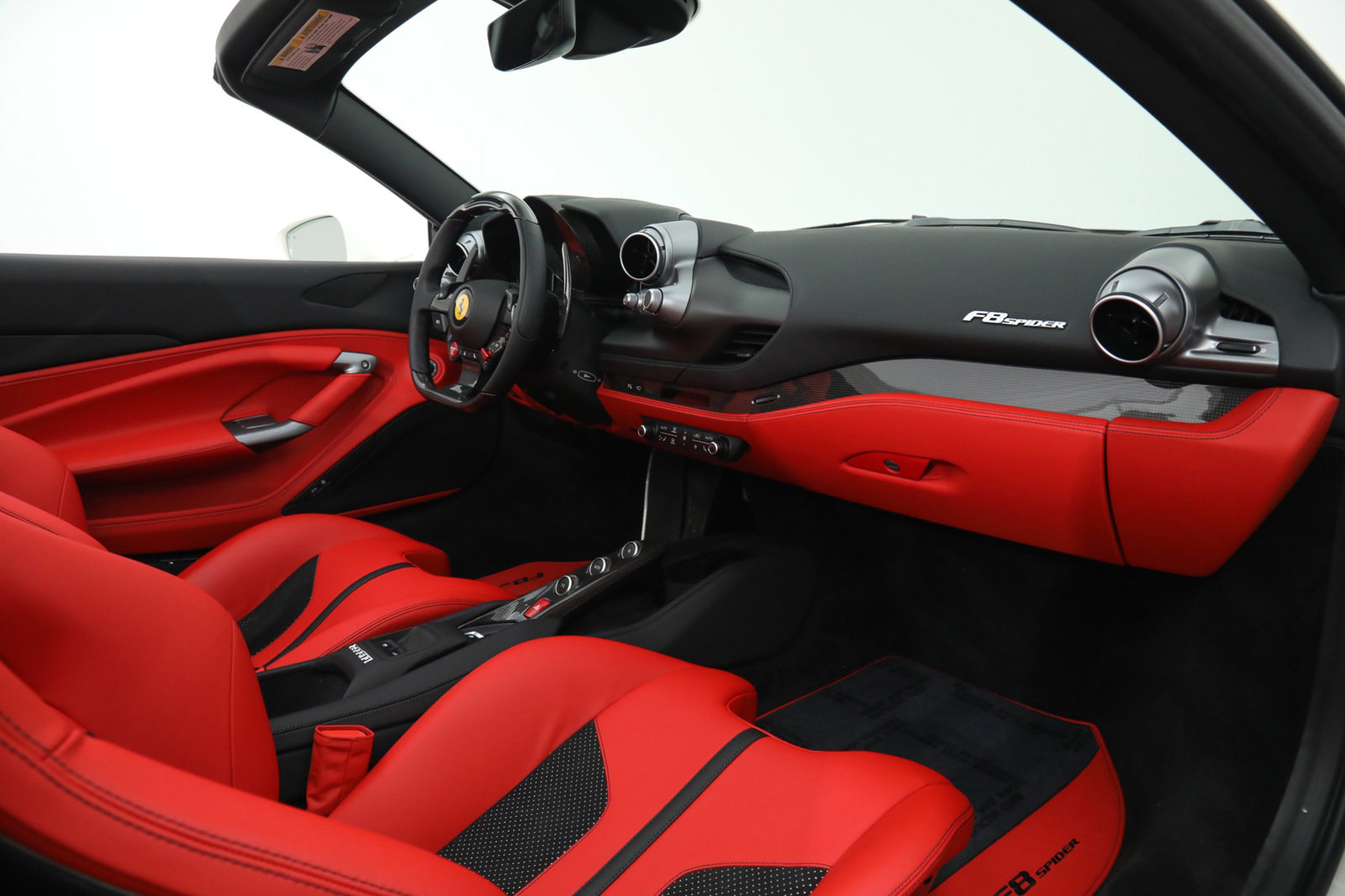2021 Ferrari F8 Spider, 7/20