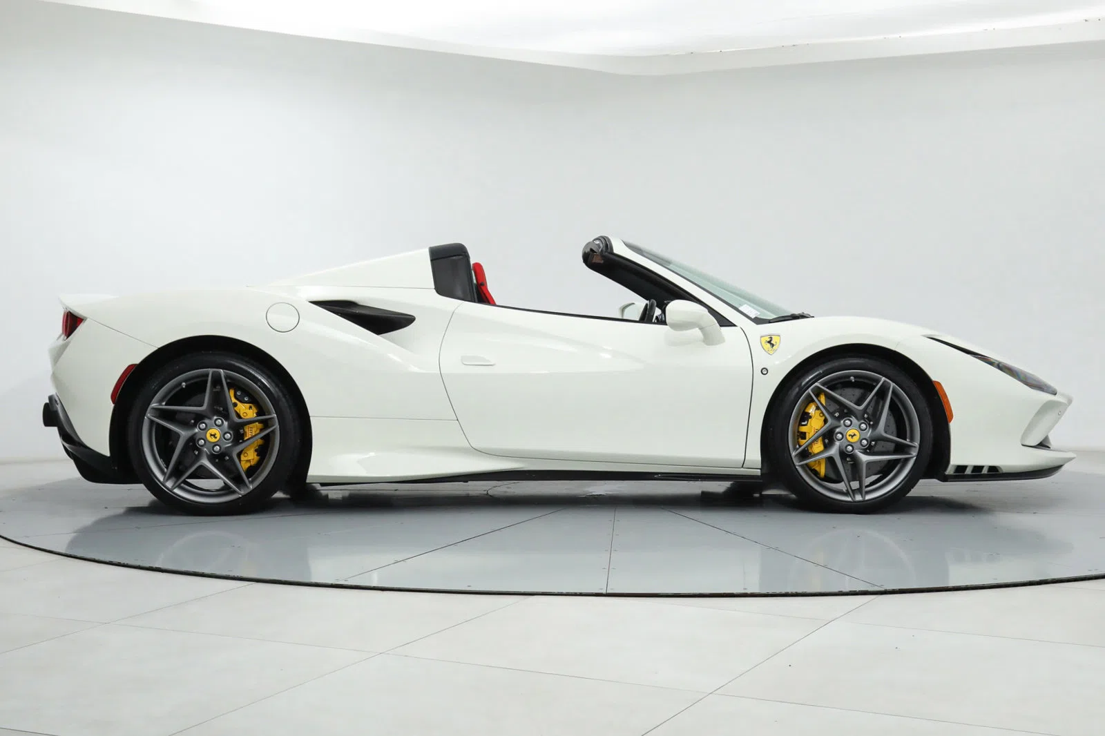 2021 Ferrari F8 Spider for sale, exterior