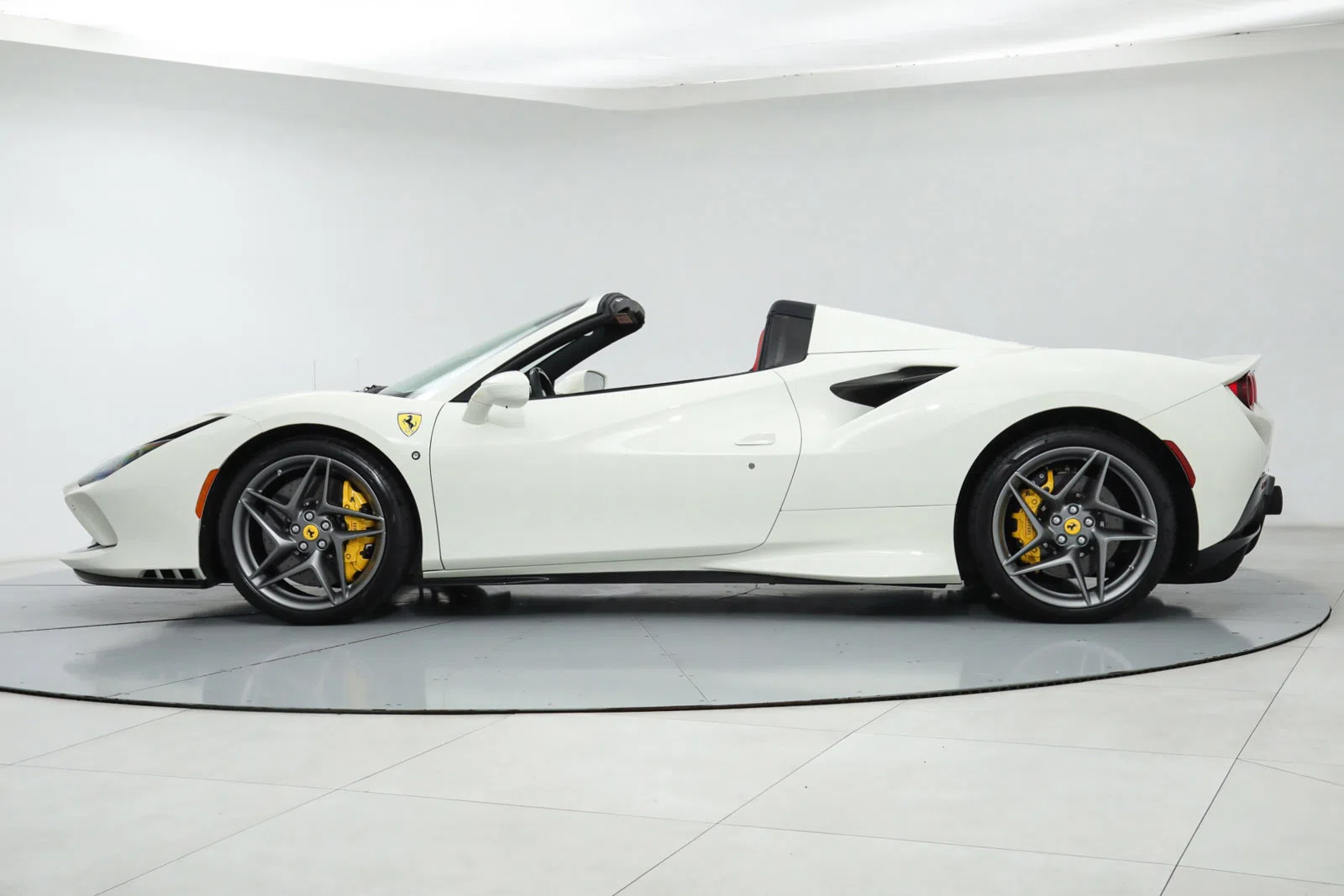 2021 Ferrari F8 Spider for sale, exterior