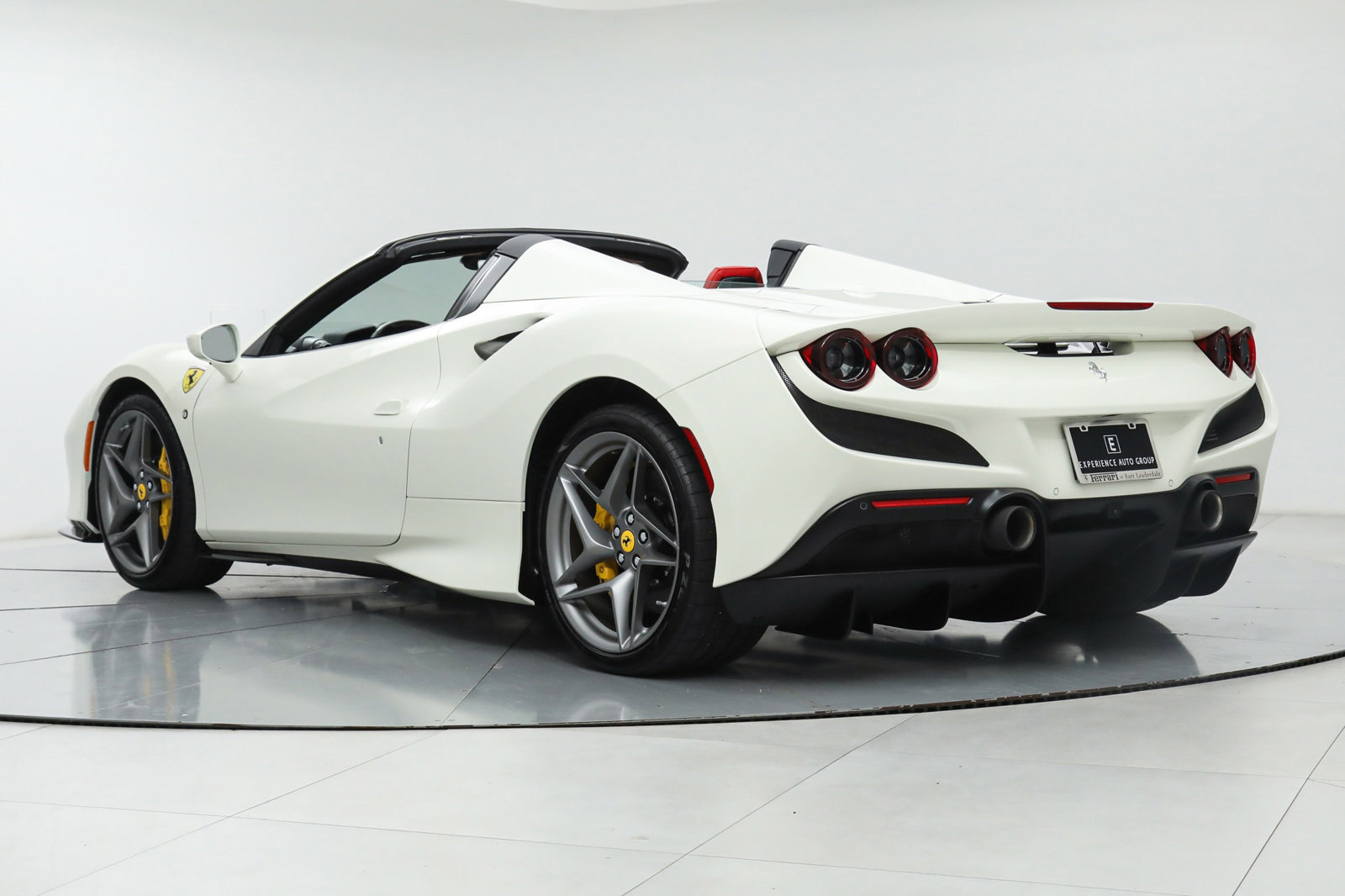 2021 Ferrari F8 Spider, 16/20