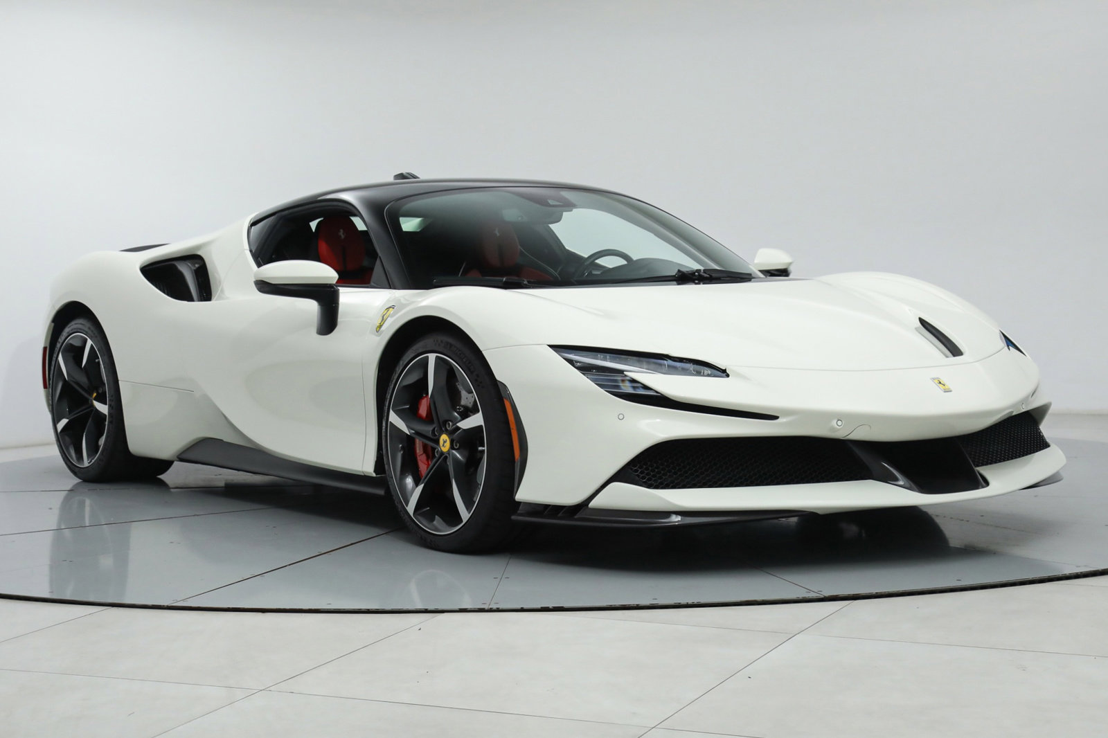 2021 Ferrari SF90 Stradale Assetto Fiorano