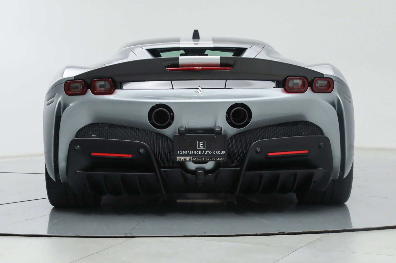2021 Ferrari SF90 Stradale Assetto Fiorano, 16/20