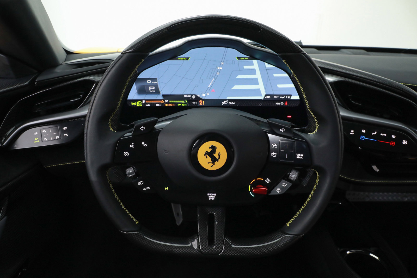 2021 Ferrari SF90 Stradale Assetto Fiorano, 17/20
