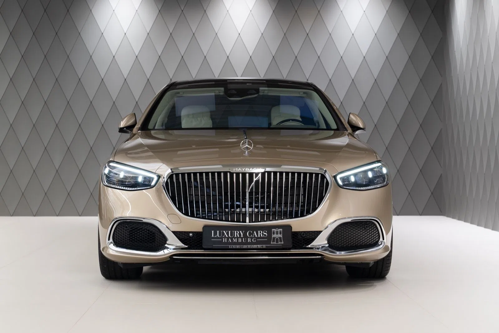 2022 Mercedes-Maybach S 680 for sale, exterior, Travertinbeige gold