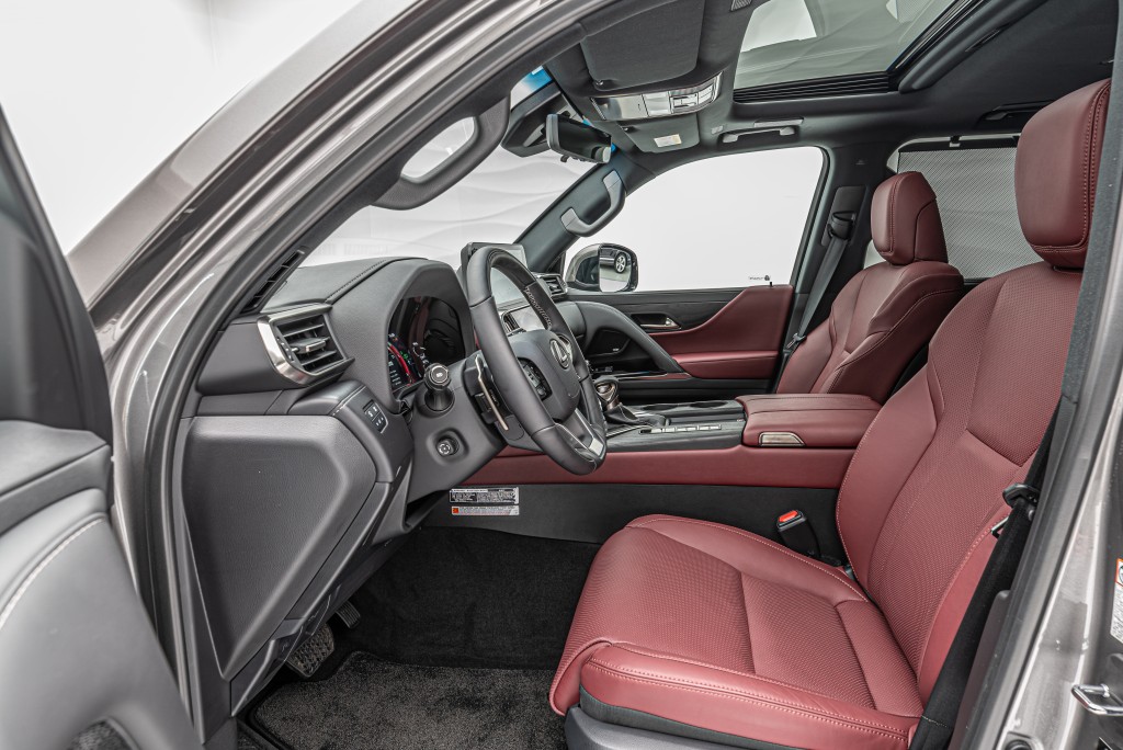 2022 Lexus LX 500 d Luxury, 11/17
