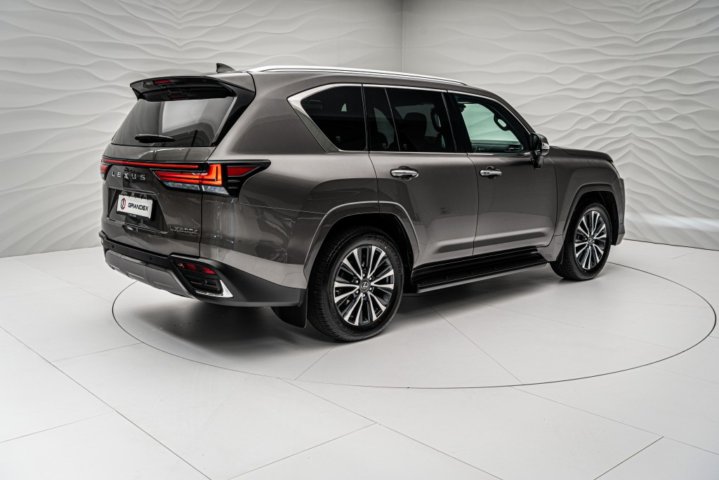 2022 Lexus LX 500 d Luxury, 13/17