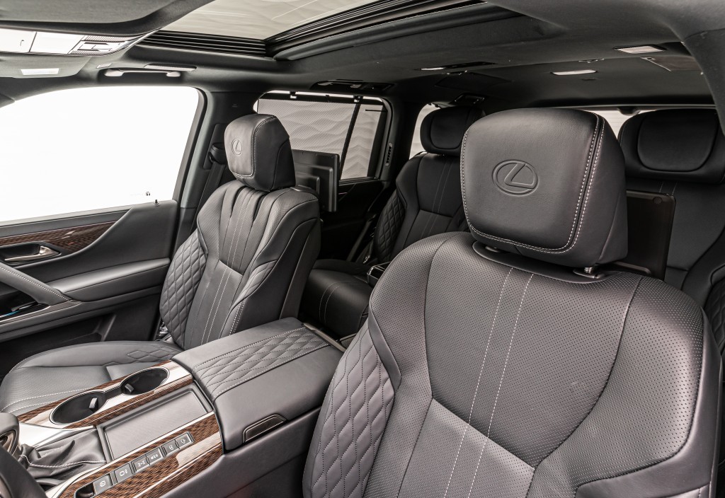 2022 Lexus LX 600 Ultra Luxury, 26/41