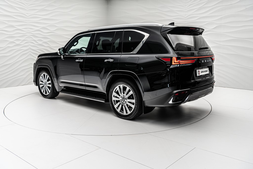 2022 Lexus LX 600 Ultra Luxury, 31/41