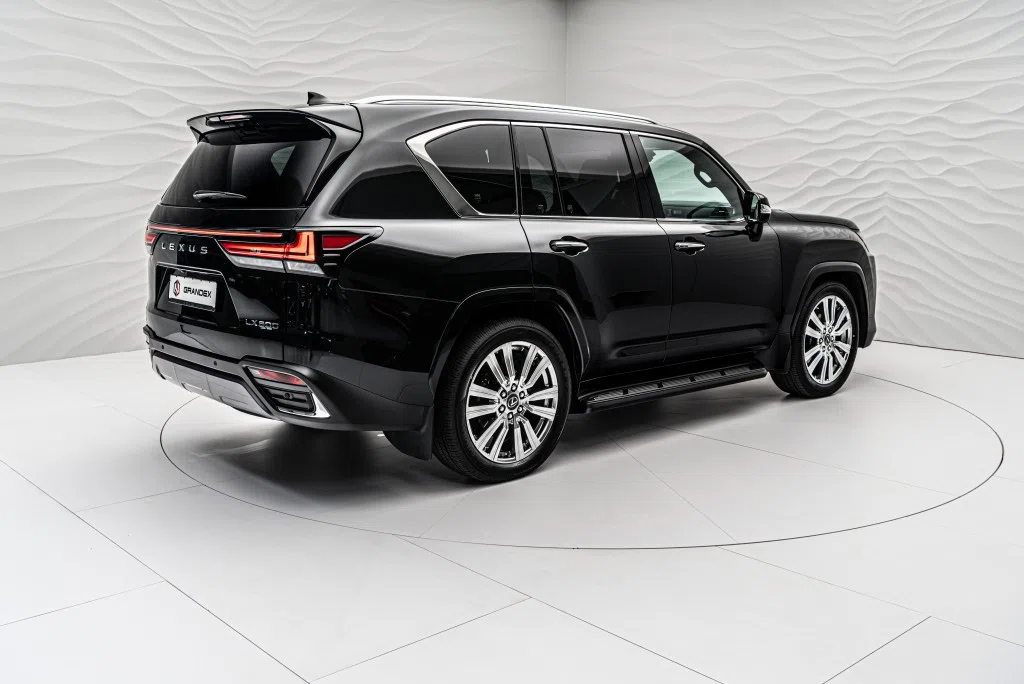 2022 Lexus LX 600 Ultra Luxury for sale, exterior