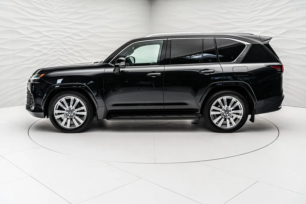 2022 Lexus LX 600 Ultra Luxury for sale, exterior