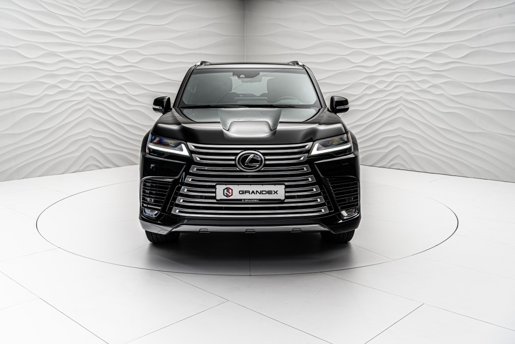2022 Lexus LX 600 Ultra Luxury, 40/41