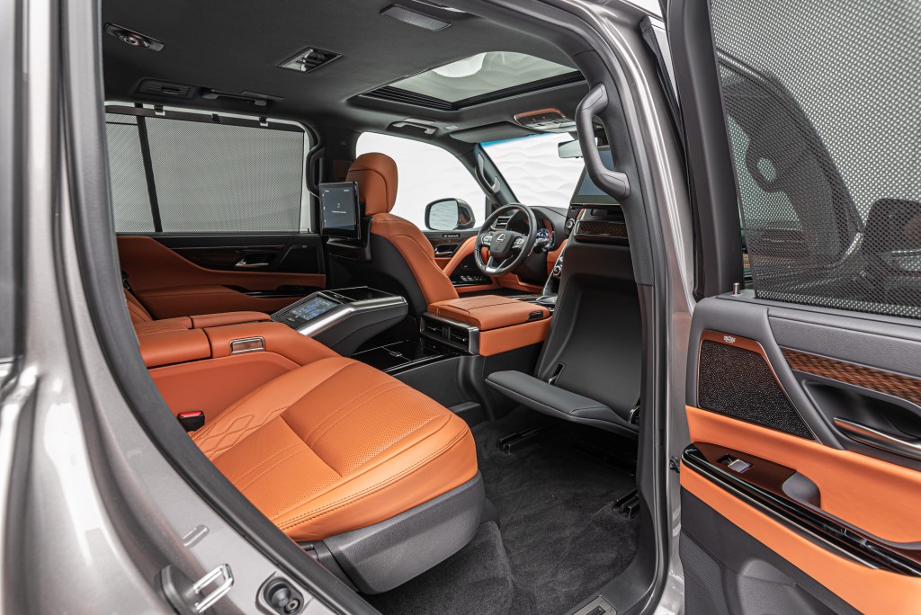 2022 Lexus LX 600 Ultra Luxury, 7/41