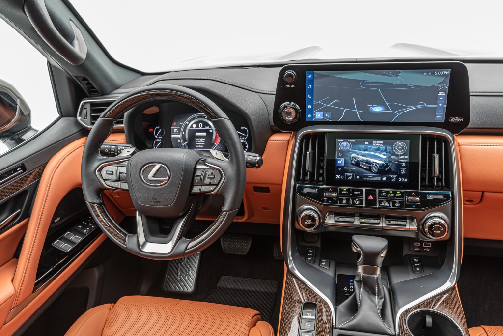 2022 Lexus LX 600 Ultra Luxury, 10/41