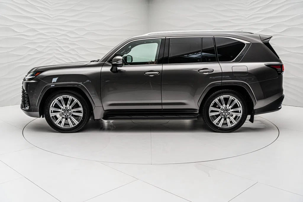 2022 Lexus LX 600 Ultra Luxury for sale, exterior