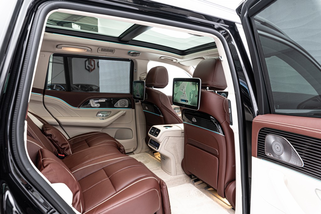2022 Mercedes-Maybach GLS 600, 24/40