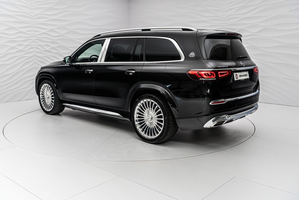 2022 Mercedes-Maybach GLS 600, 13/19