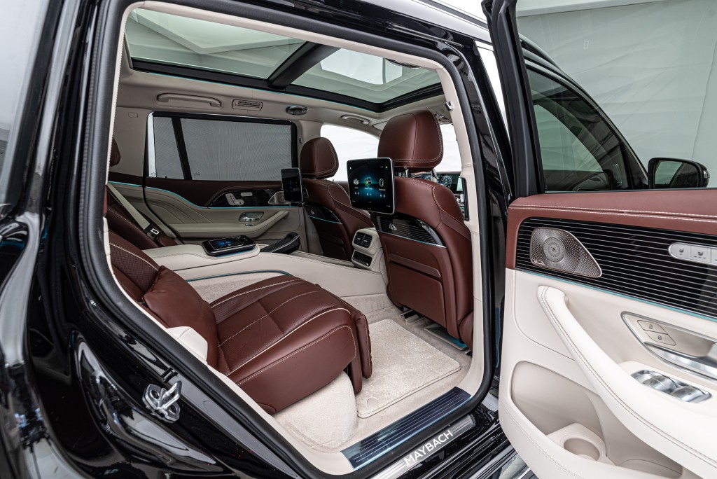 2022 Mercedes-Maybach GLS 600, 7/40