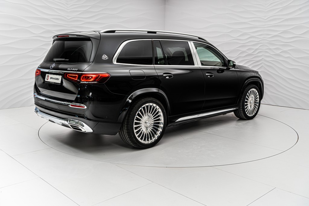 2022 Mercedes-Maybach GLS 600, 13/40
